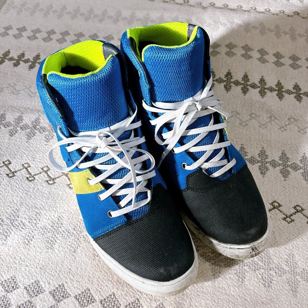 99% NEW DAINESE MOTORCYCLE SHOES, MENS SIZE 10